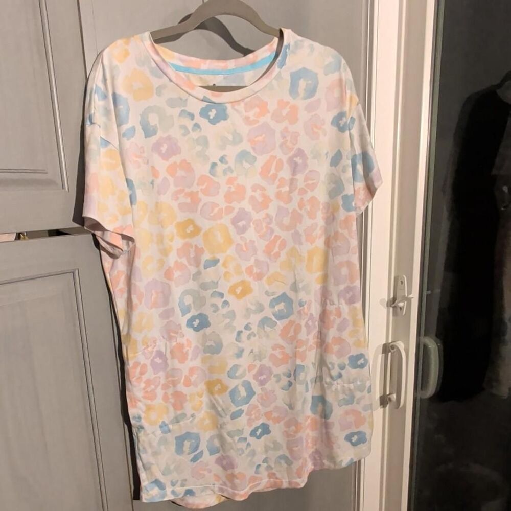 Secret-treasures Women's multi T-shirt